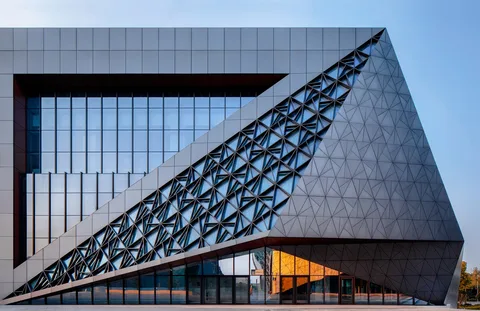 Why You Should Choose Shine Clean for Building Shade in Kuwait
